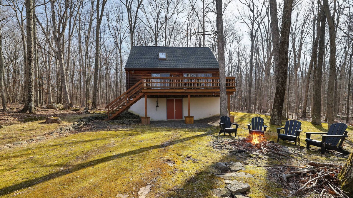 White Mills Cabin | Secluded Lakefront Cabin in the woods with firepit