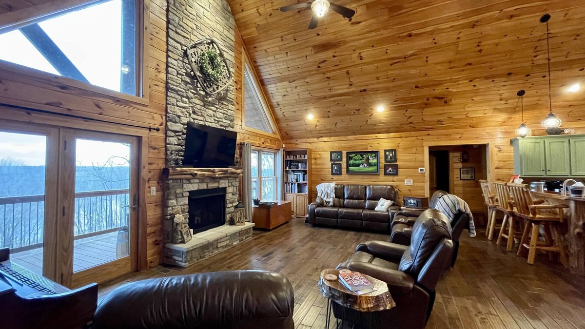 Etoile Cabin | Secluded lakeside cabin, with a salt water pool & hot tub, on 25 acres!