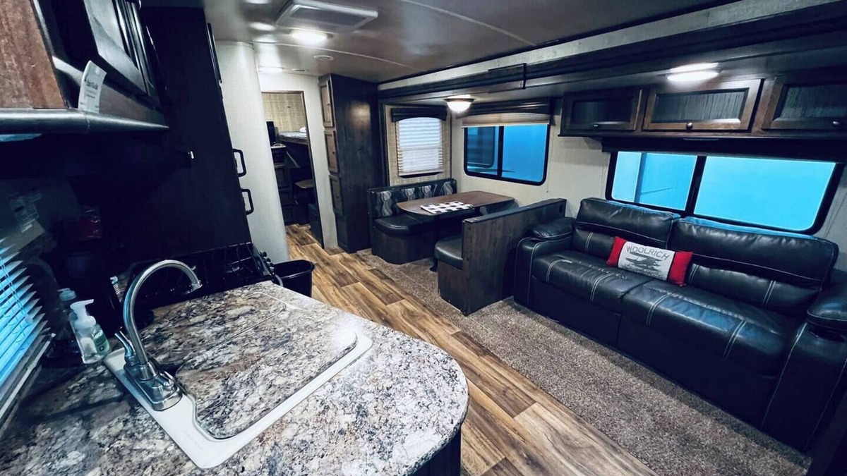 Bridgeport House | Secluded Lakeside RV Experience