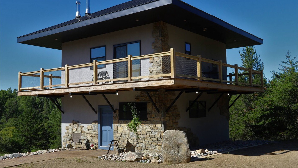 Puposky Cabin | Secluded Lookout Cabin- Fishing, ATV Trails, Canoe, Kayak & Campfires.
