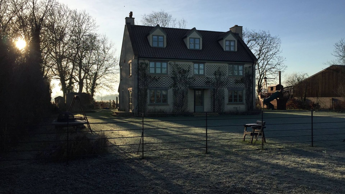 Wedmore House | Secluded Luxury Character Farm House on the Somerset Levels.