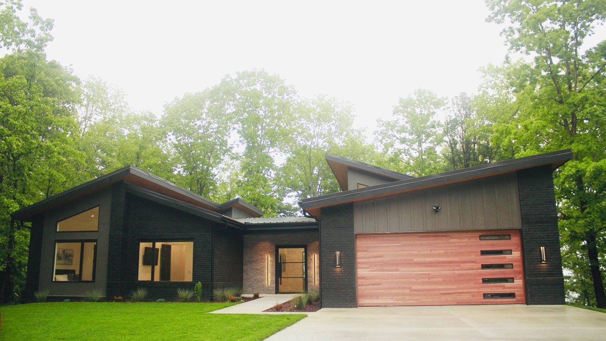 Sewanee House | Secluded, modern, spectacular views, hot tub on 18 acres. Firepit,games & more!