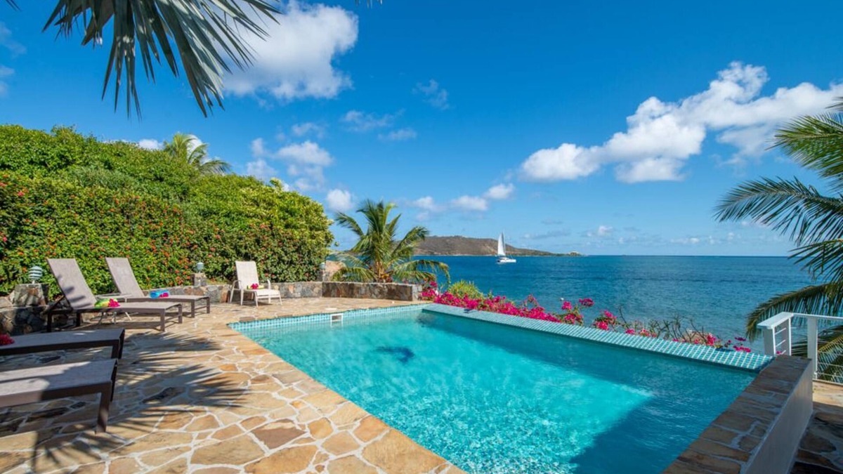 Virgin Gorda Villa | Secluded Oceanfront Caribbean Vacation Villa on Leverick Bay.