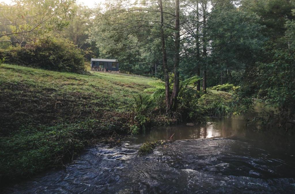 Hiawatha House | Secluded Off-Grid Cabin Tucked Into The Bush - Bastian