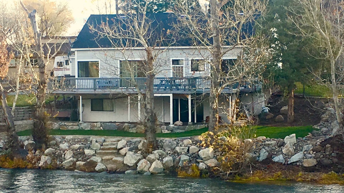 Reno House | Secluded On The Truckee River Minutes From Downtown Reno And Nearby Ski Resorts