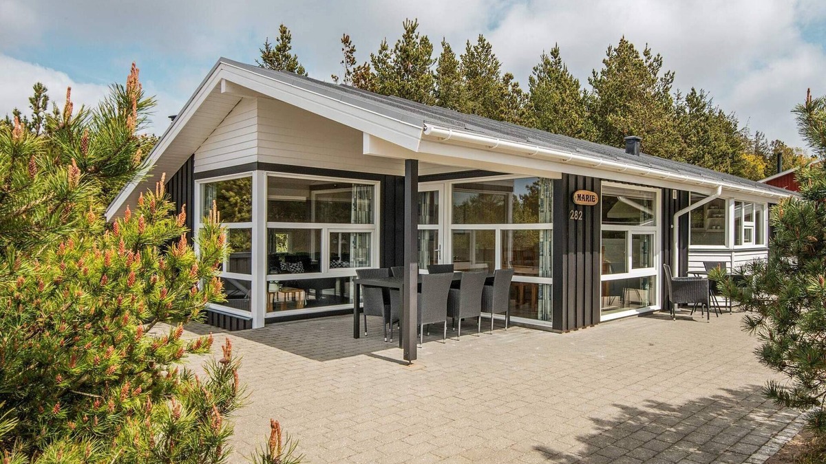 Henne House | Secluded Retreat by Lyngbo Heath - By Traum Ferienwohnungen