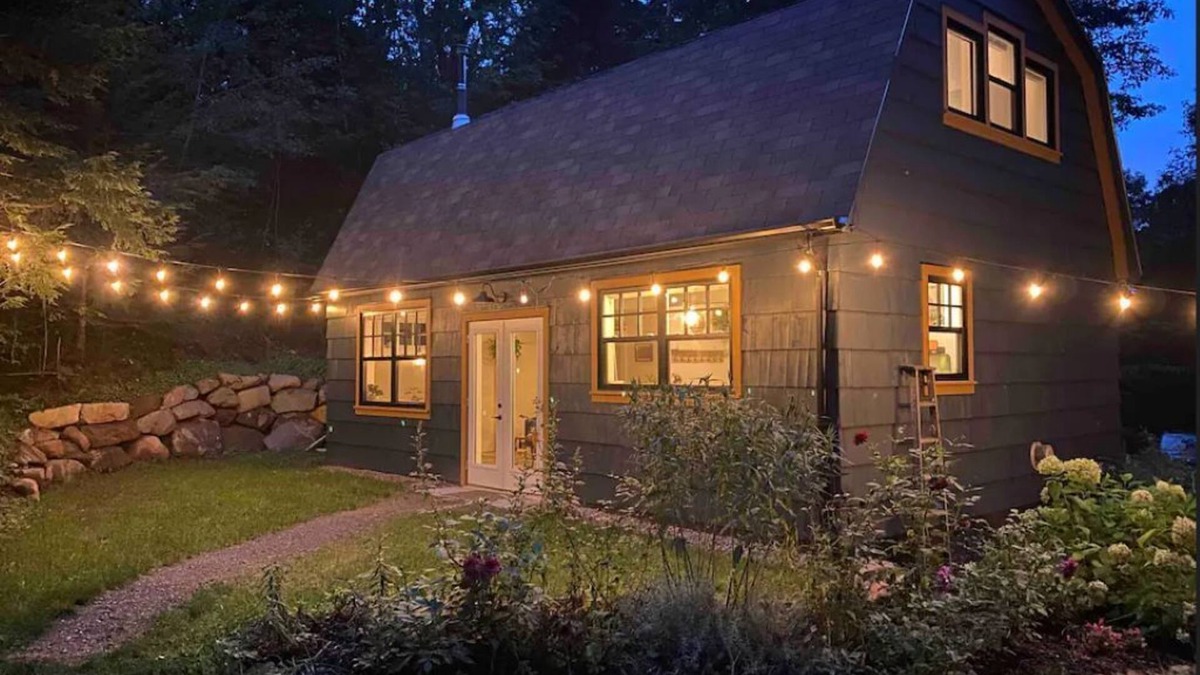 Gaspereau House | Secluded streamside retreat in wine countrynn