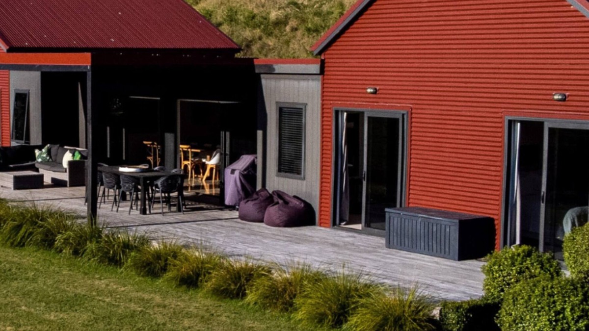 Eskdale Villa | Secluded Vineyard Villa, one of nBookabach’s 2025 Holiday Homes of the Year