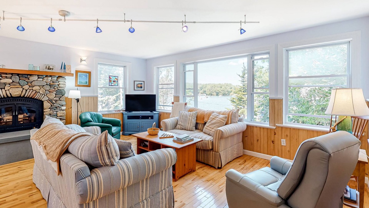 Phippsburg House | Secluded waterfront home with firepit, gas grill, kayaks, dock, balcony, & patio