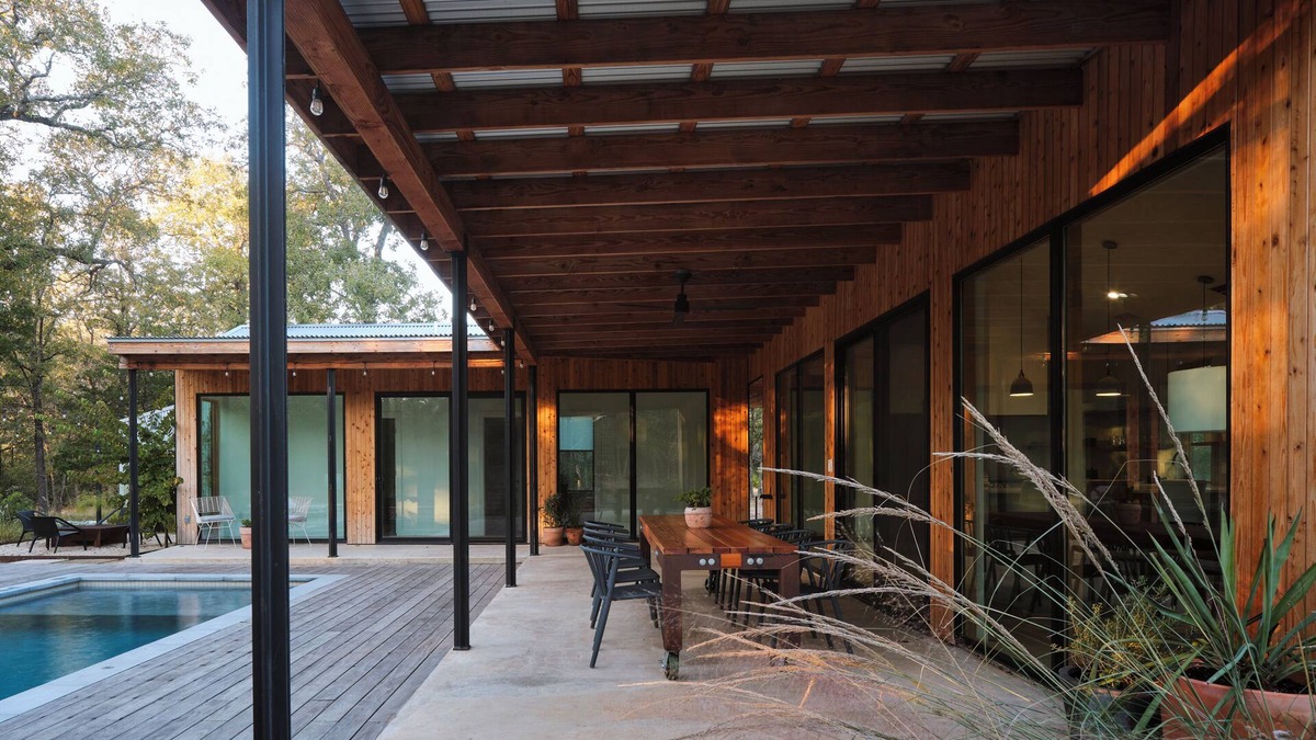 Paige House | Secluded weekend getaway with pool, dog friendly! 13 beautiful private acres!