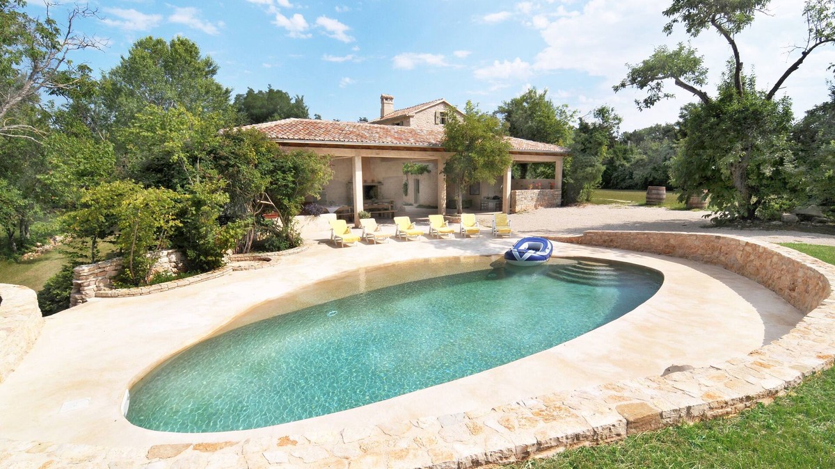 Pazin Villa | Secluded wonderful Villa, 50m2 pool, perfect for families and large groups