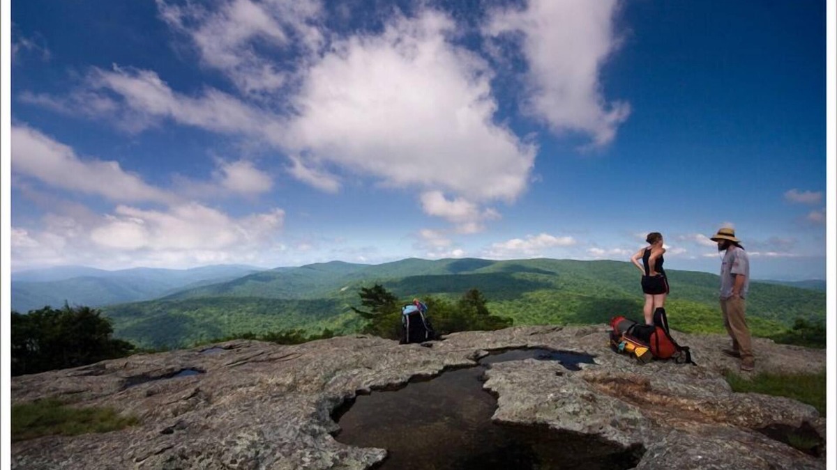 Montebello Other | Second Creek Farm near Spy Rock, Crabtree Falls and the Appalachian Trail