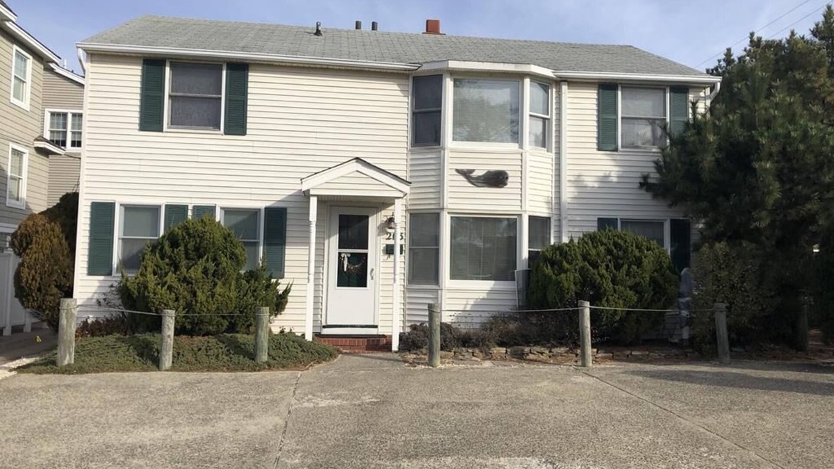Beach Haven Gardens Apartment | Second Floor Condo Just Steps to the Beach!
