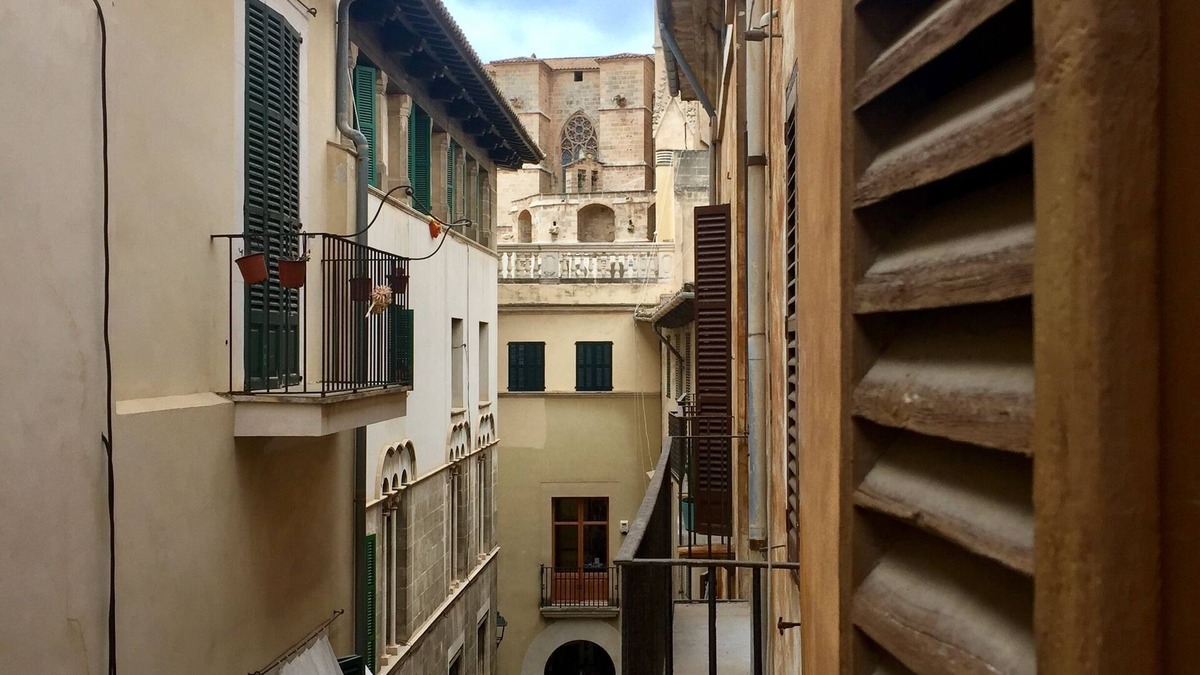 Old Town Apartment | Second floor of the historic building in the old town of Palma for 2 -3 people