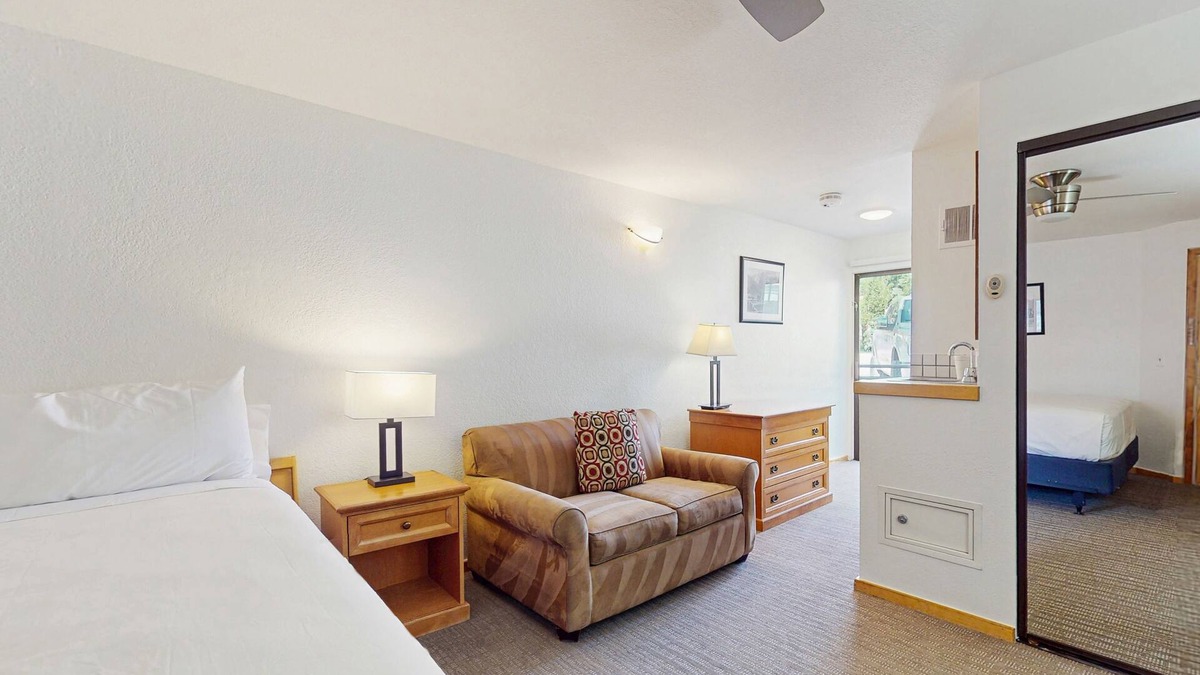 West End Cabin | Second-floor room on Main St - pool & hot tub - walk to lifts, dog-friendly