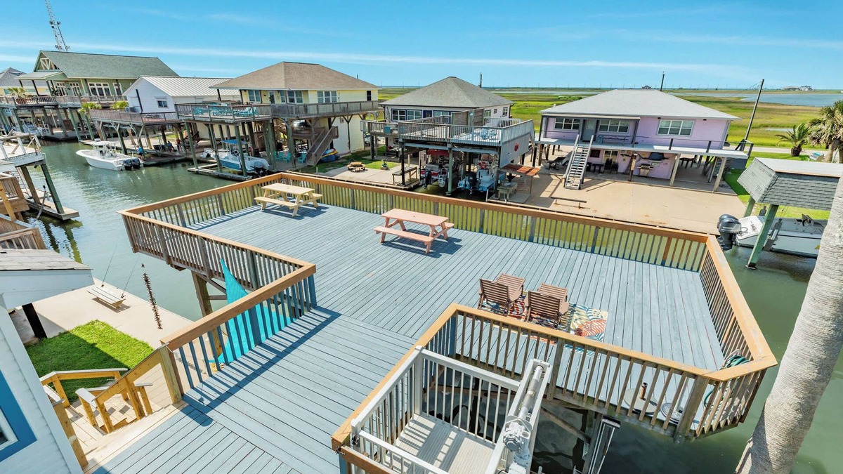 San Luis House | Second Wind Bay House - Fish, Float, Fun!