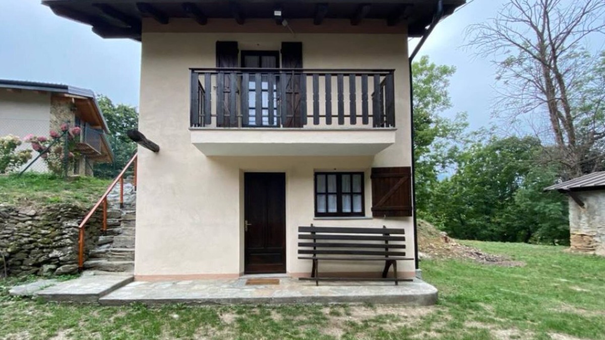 San Damiano Macra House | Secou d'Fredu - a unique experience surrounded by greenery