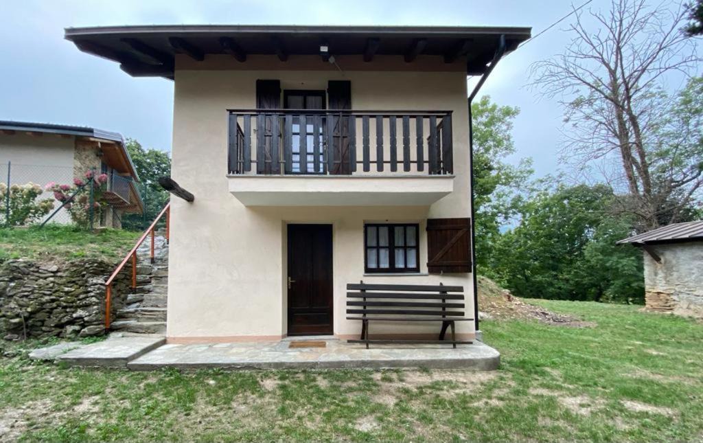 San Damiano Macra House | Secou d'Fredu - la casa nel bosco