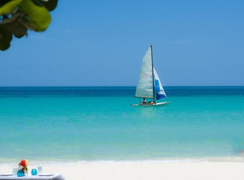 Negril Hotel | Secret Cabins at Firefly Beach Cottage
