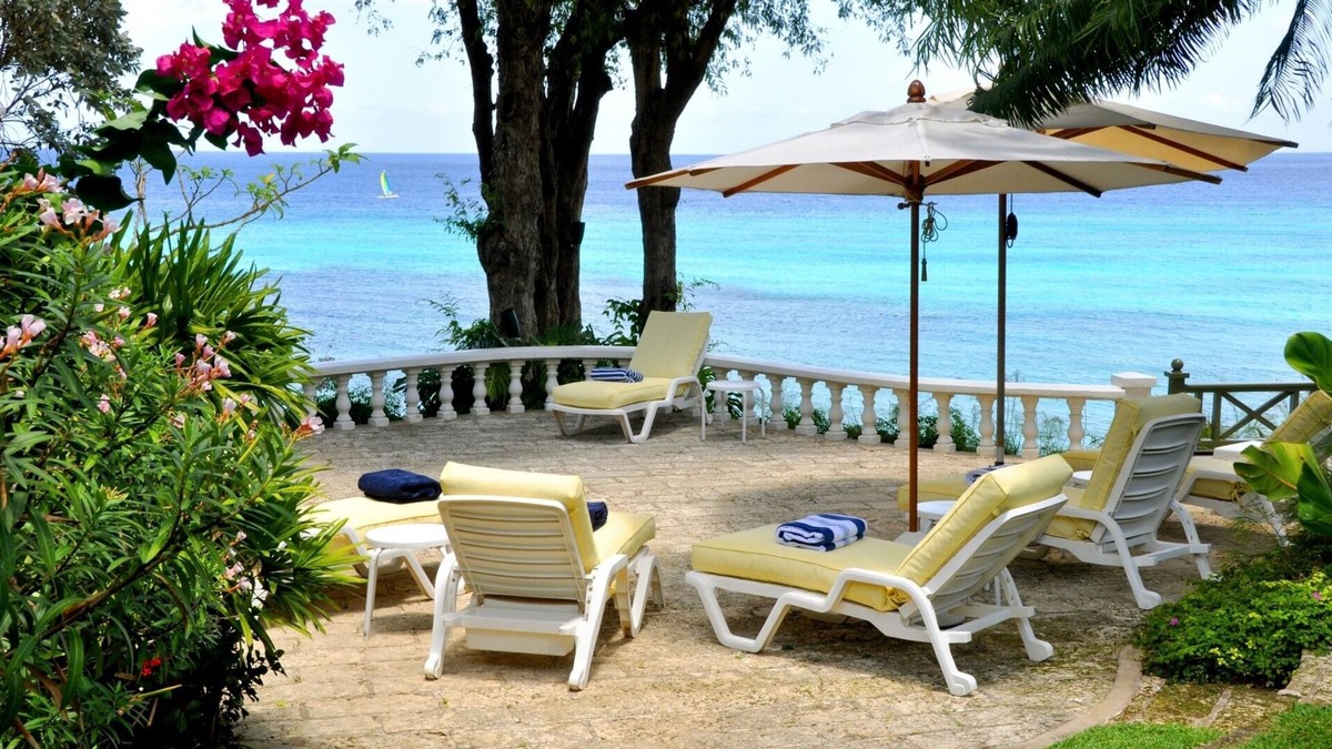 Derricks Villa | Secret Cove 4 | a two-bedroom luxurious apartment with stunning sea views.
