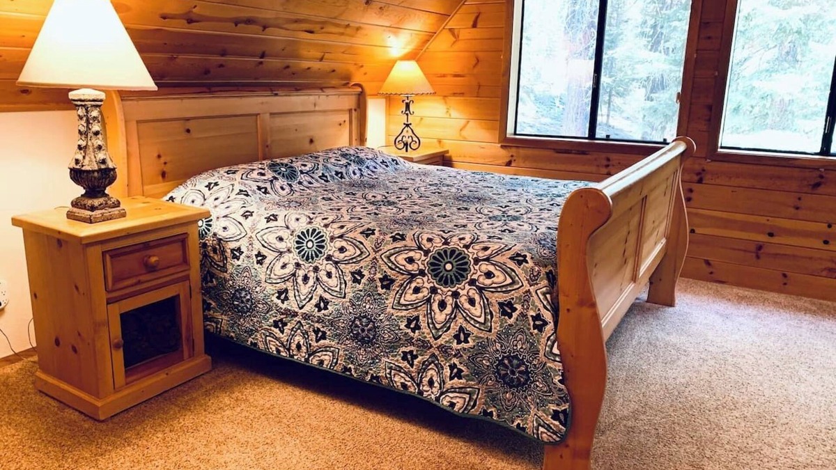 Truckee Apartment | Secret Garden Cool AC Primary 1BR/1BA Fee 2Add Spa