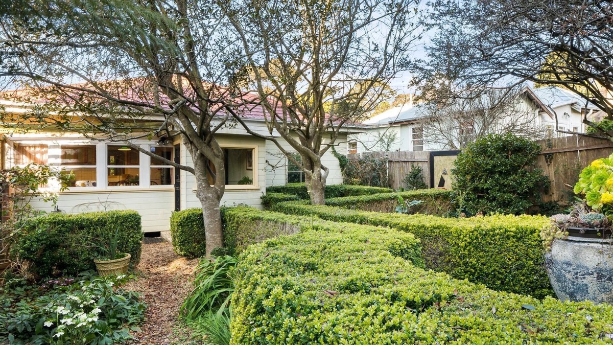 Katoomba House | Secret Garden Cottage