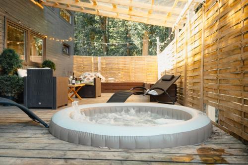 Rehenice Apartment | Secret Lake Prag magic place relaxation& wellness