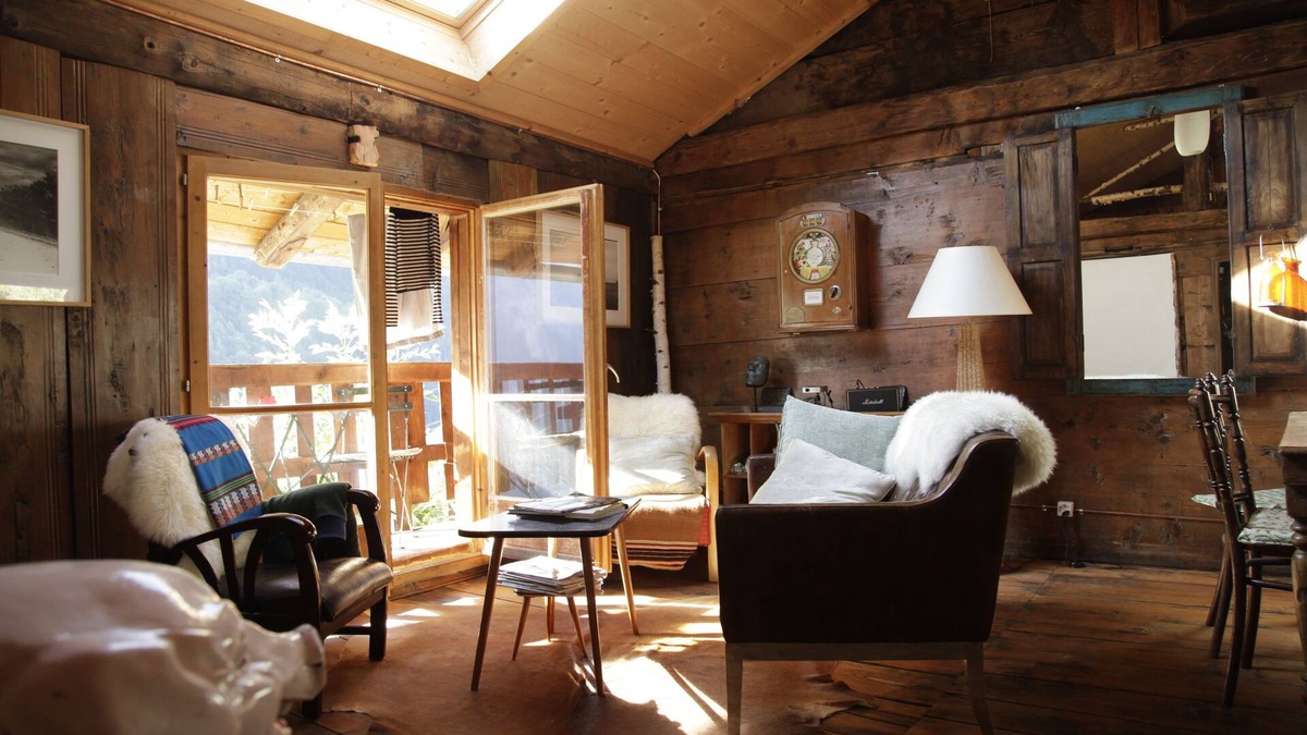Le Tretien Ski Chalet | Secret place in the Swiss Alps