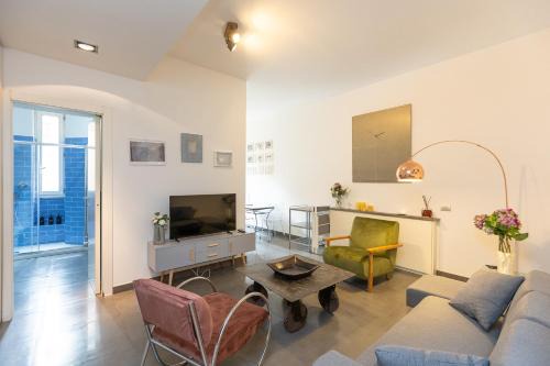 Rione XIV Borgo Apartment | Secret Terrace by Rental in Rome