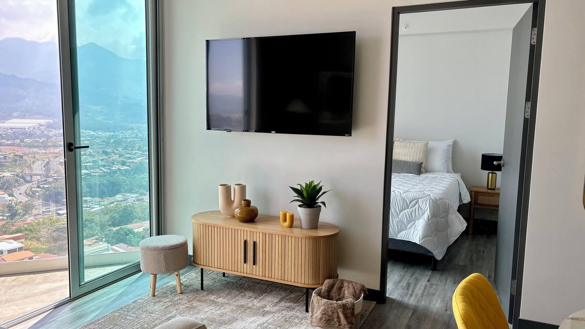 San Miguel Apartment | Secrt Sabana - Lux 2-bedroom apartment in San José with great view and location