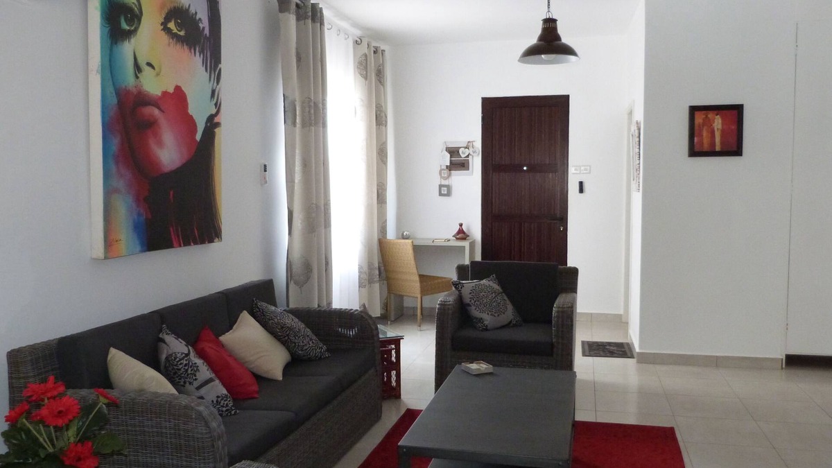 Camp Bestel Villa | Secure, quiet town