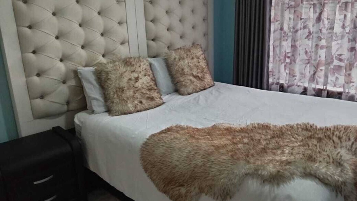 Pretoria House | Secure, Spacious & Fully Equipped – Your Ideal Townhouse Stay 4