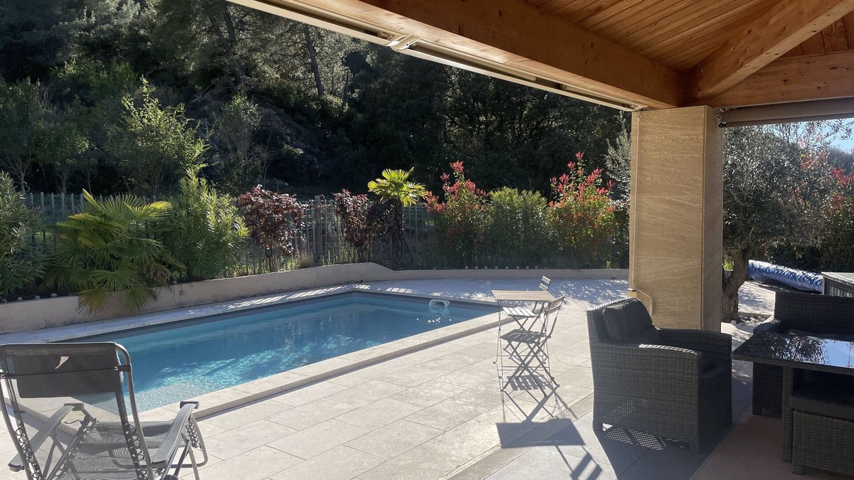 Est Villa | Secure Villa with Private Pool