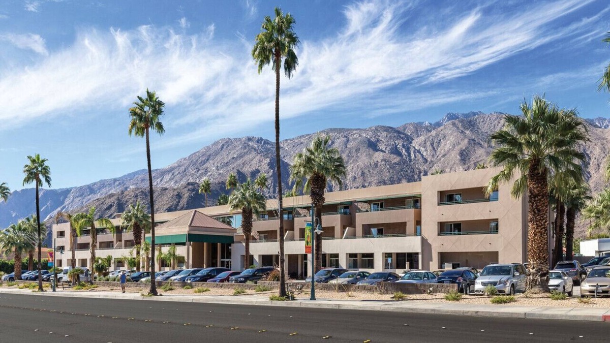 Uptown Design District Condo | See Palm Springs and relax in this 1BD condo with resort amenities including pool/hot tub