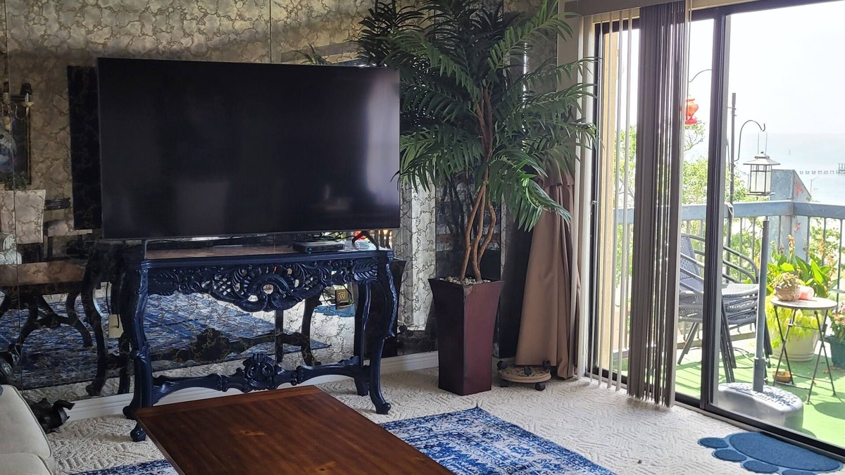 Biloxi Condo | See the Gulf/Beau from the Top View!