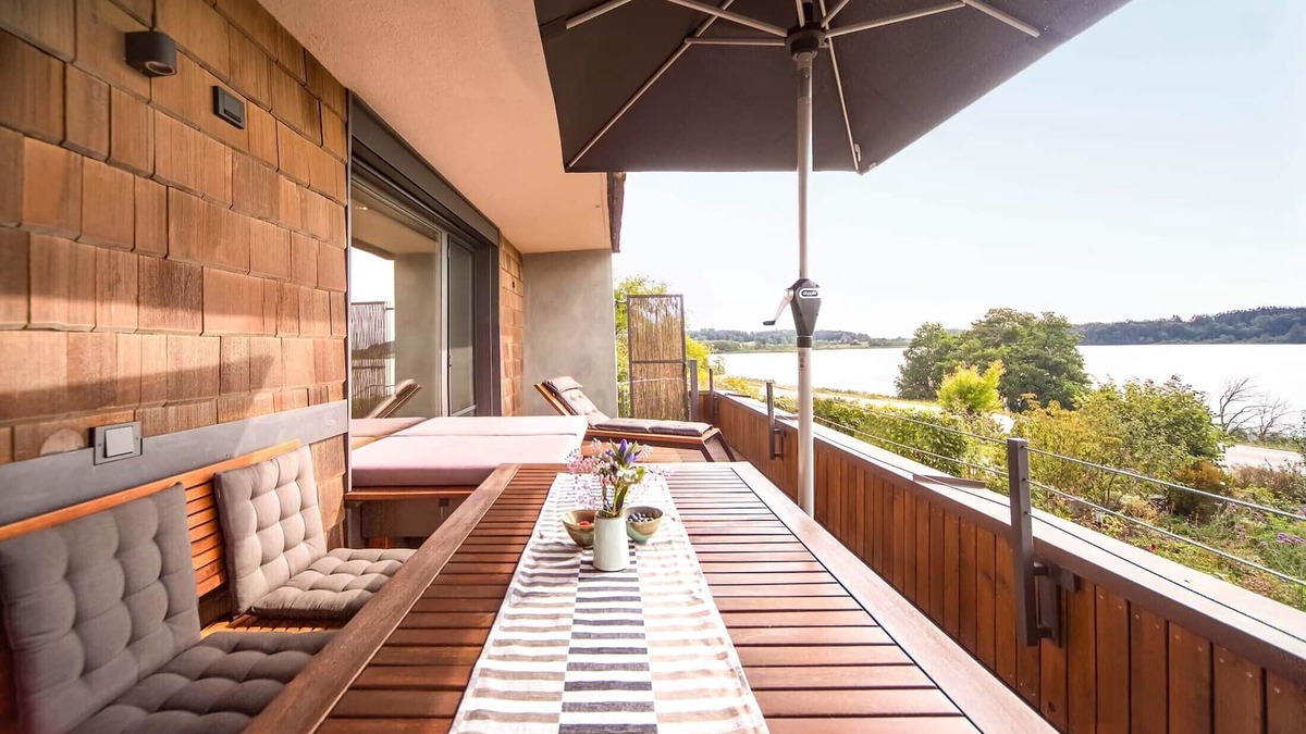 Pelham Apartment | SEEN:sucht, 96 sqm first floor, 2 separate bedrooms