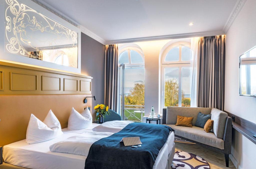 Ahlbeck Hotel | SEETELHOTEL Ostseehotel das Entdeckerhotel an der Ostsee und der perfekte Startpunkt für Ihre Inselabenteuer