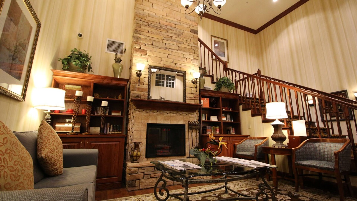 Seffner Hotel | Seffner Inn and Suites