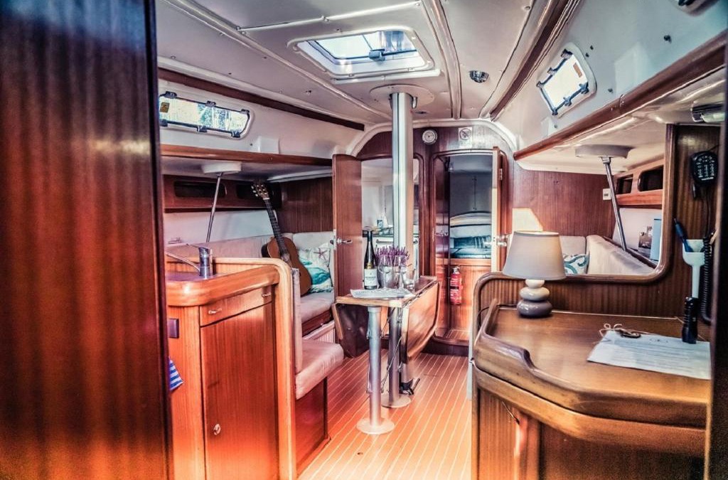 Uberseestadt Boat Rental | Segelyacht Bremen City