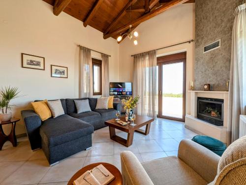 Kounavi Villa | Seistron Villa Part of Cretan Retreat
