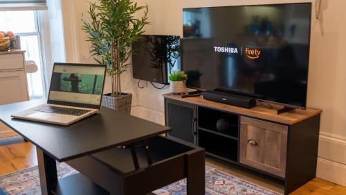 Reading City Centre Apartment | Select SA - Queens Terrace