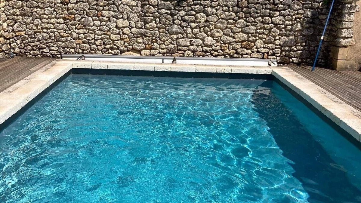 Saint-Martin-des-Combes House | Self-catering cottage with private pool in Dordogne Périgord