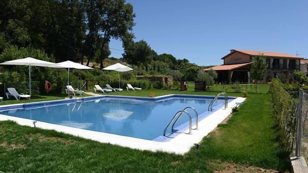 Jarandilla de la Vera Cottage | Self catering El Secadero for 8 people