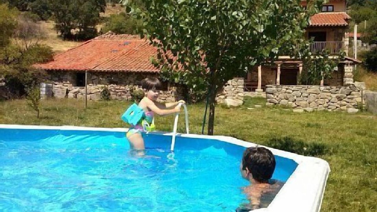 Navalperal de Tormes Cottage | Self catering La Tablilla y La Terraza for 4 people