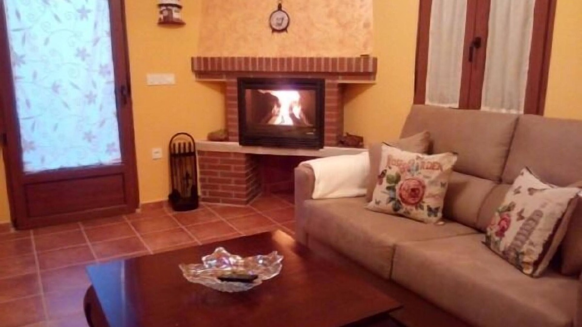 Tabanera del Monte Cottage | Self catering El Abuelo Anselmo for 4 people
