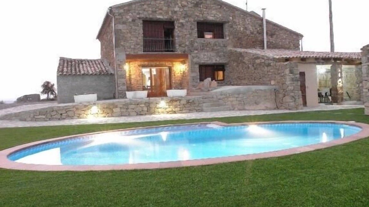 Plandogau Cottage | Self catering L'Era del Rovira for 10 people