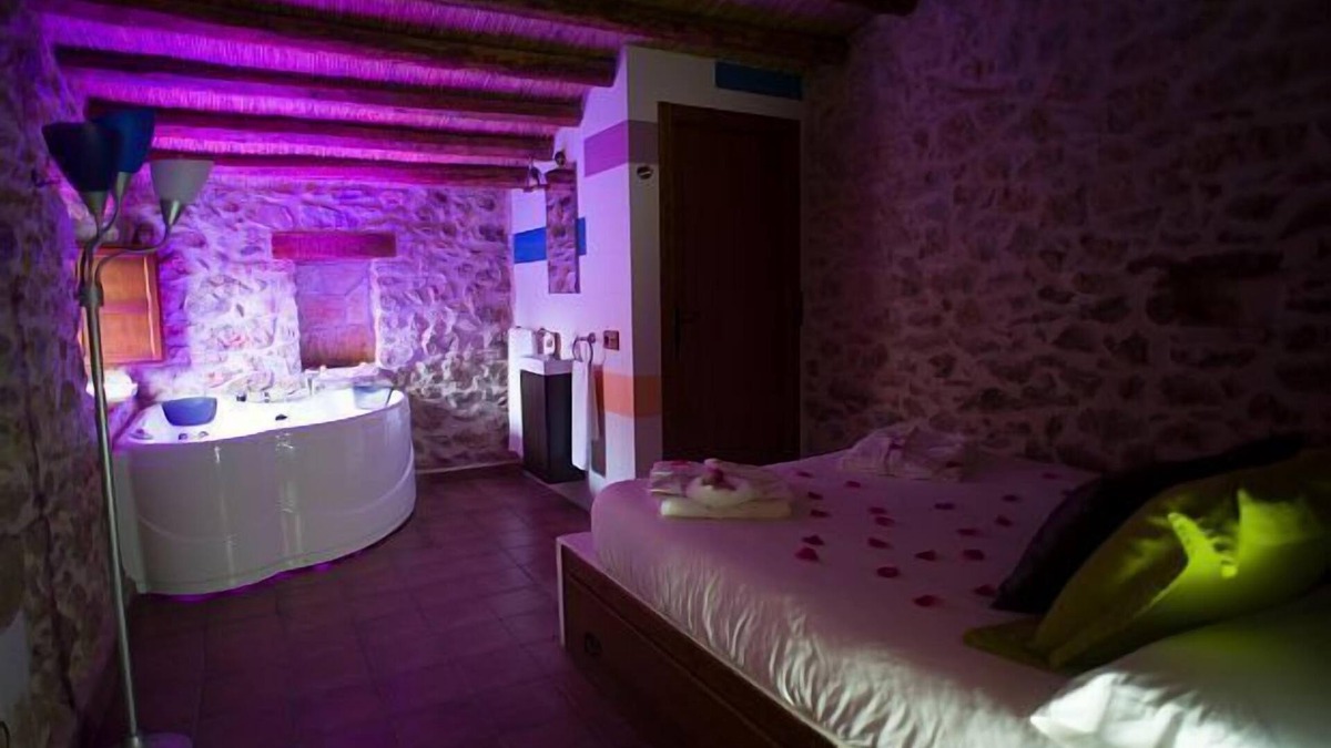 Vilar de Canes House | Self catering Aldea Ecorural for 4 people