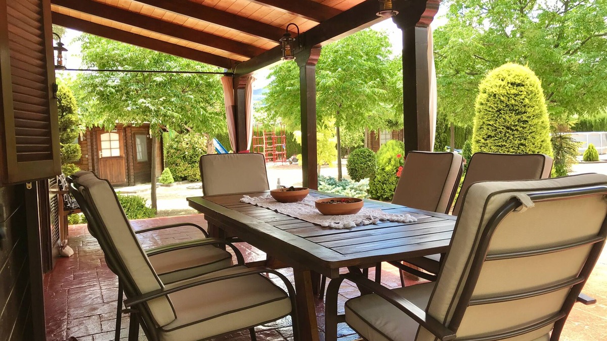Beneixama Cottage | Self catering Cabaña de madera El Salse for 8 people
