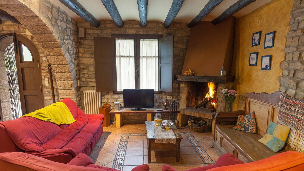 Pujalt Cottage | Self catering Cal Carulla for 8 people