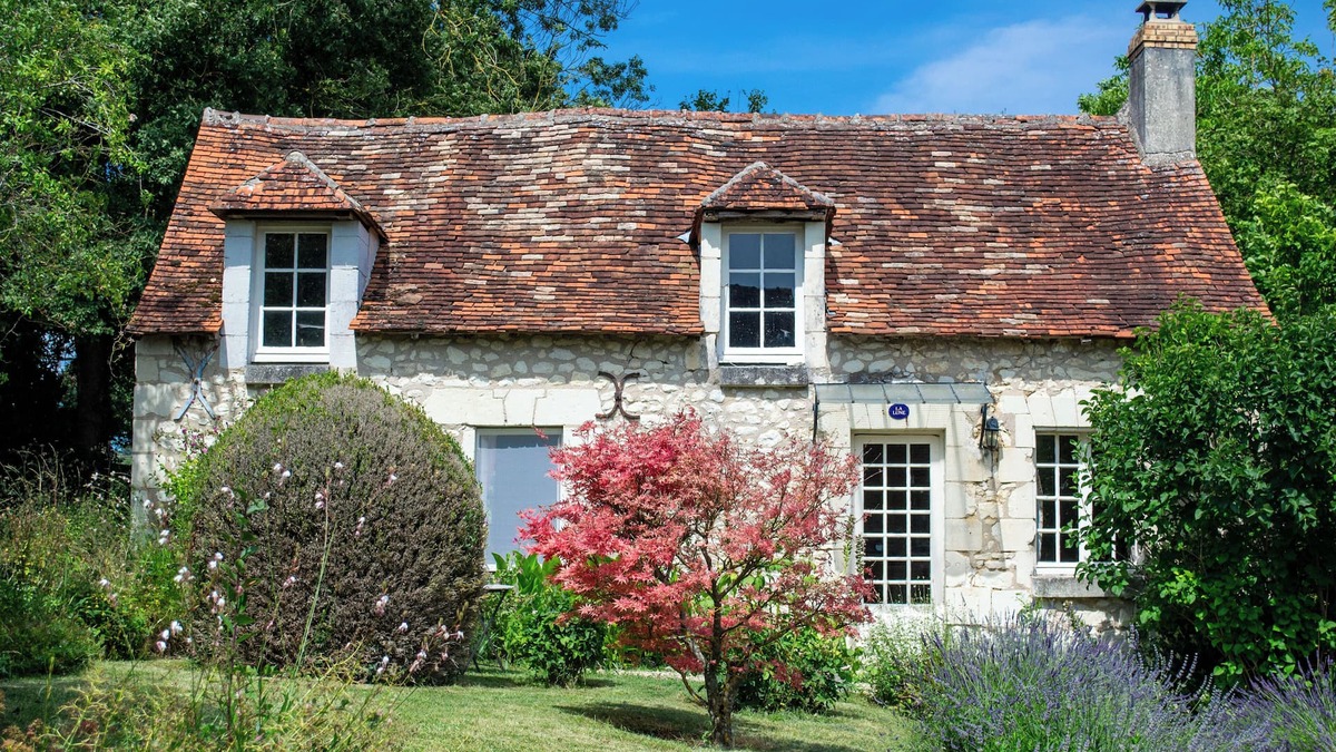 Chaumussay Cottage | Self-catering cottage with swimming pool, near Le Grand-Pressigny, in the Loire Valley.